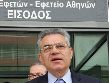 Την ενοχή του Τ. Μαντέλη για ξέπλυμα μαύρου χρήματος ζήτησε ο Εισαγγελέας